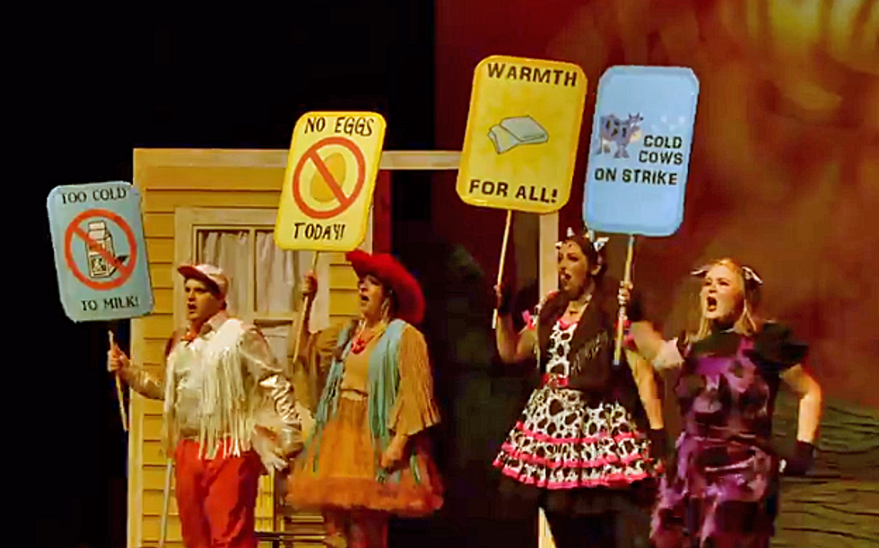 Image of the cast from Click, Clack, Moo: Cows That Type at Main Street Theater for Youth