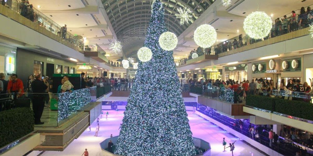 Ice Rink and Christmas Tree at Galleria Shopping Mall, Houston