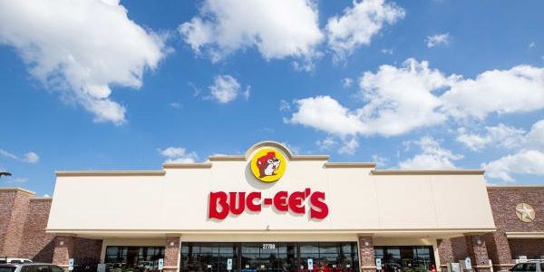 World's largest Buc-ee's to open outside San Antonio in June - Vimarsana News