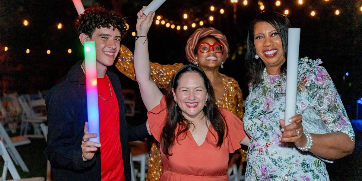 Vivaldi and vino charm Houstonians at enchanted garden soirée