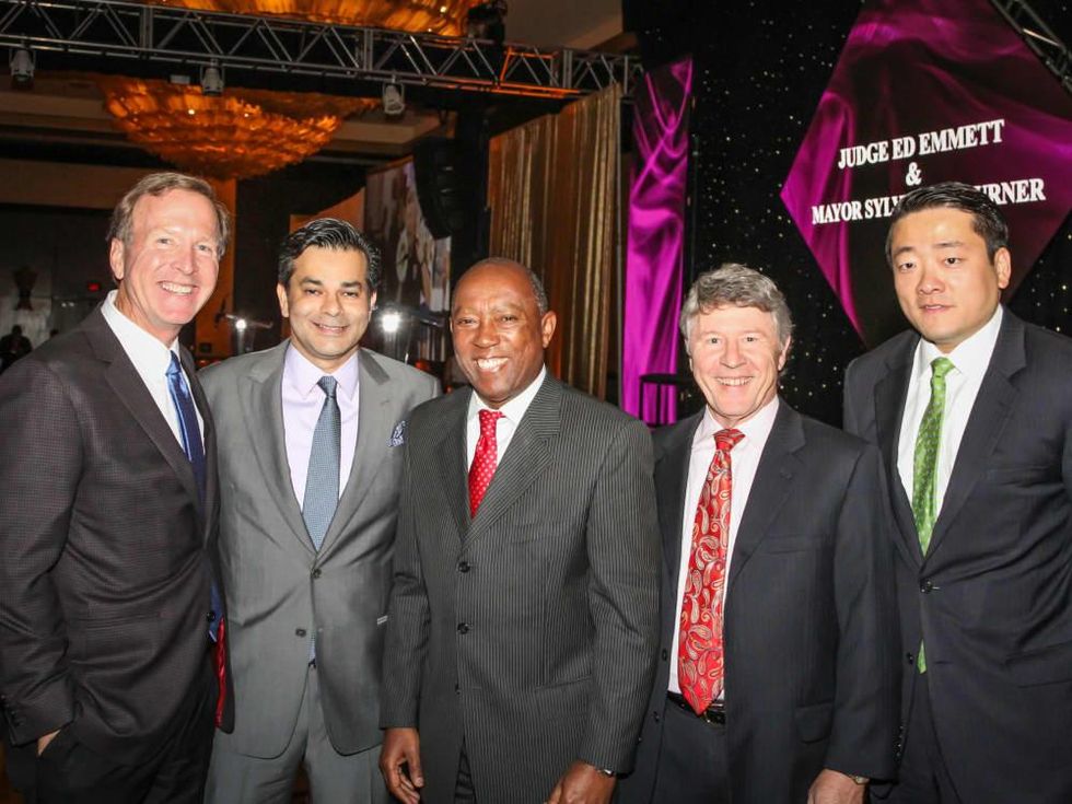 Interfaith Gala Neil Bush, Shaukat Zakaria, Mayor Sylvester Turner, Judge Ed Emmett, Gene Wu