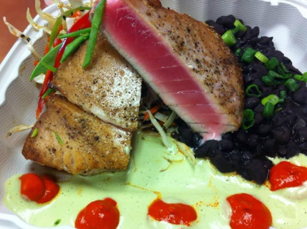 Irie's Island Food Port Aransas restaurant seared tuna dish 2015