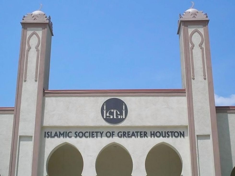 Islamic Society of Greater Houston Eastside main center 3110 East Side St. front day