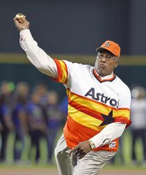 Going to the game this Saturday.. which hat/jersey combo should I go with?  : r/Astros