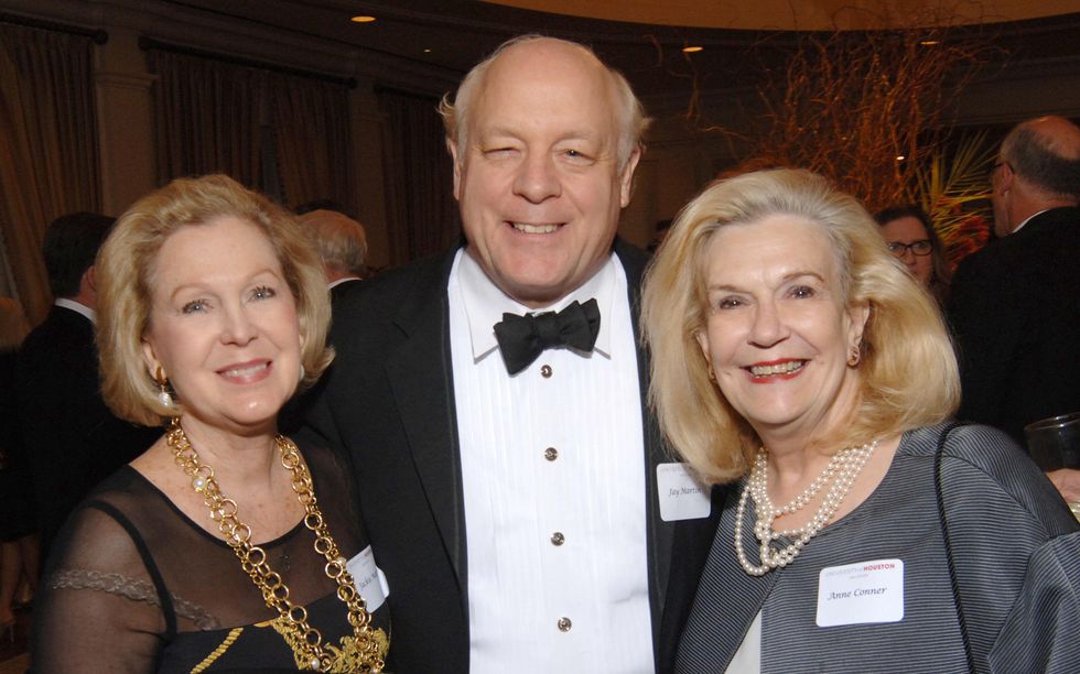 Jackie and Jay Martin, left with Anne Conner. at the UH Law Gala March 2015jpg