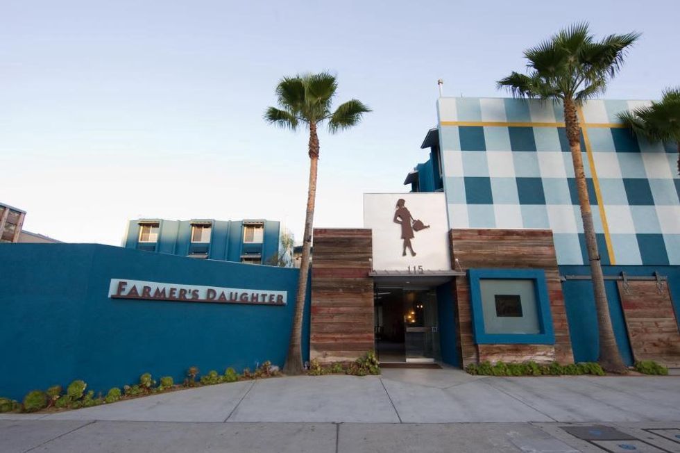 Jayme Farmer's Daugher Hotel August 2013 exterior