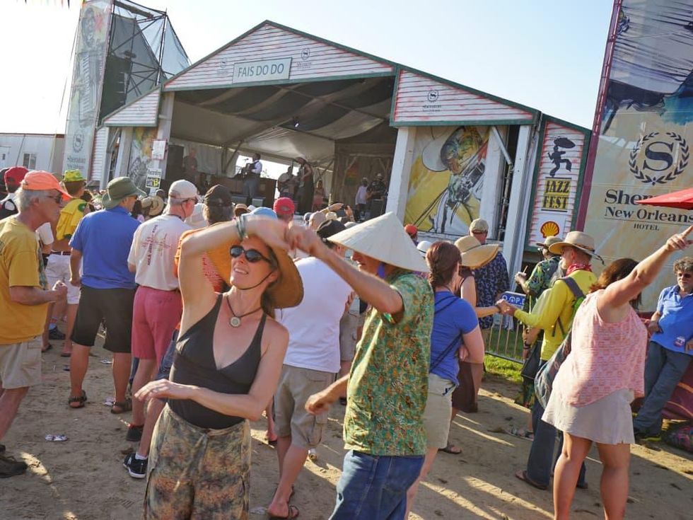 Jazz Fest in New Orleans people dancing