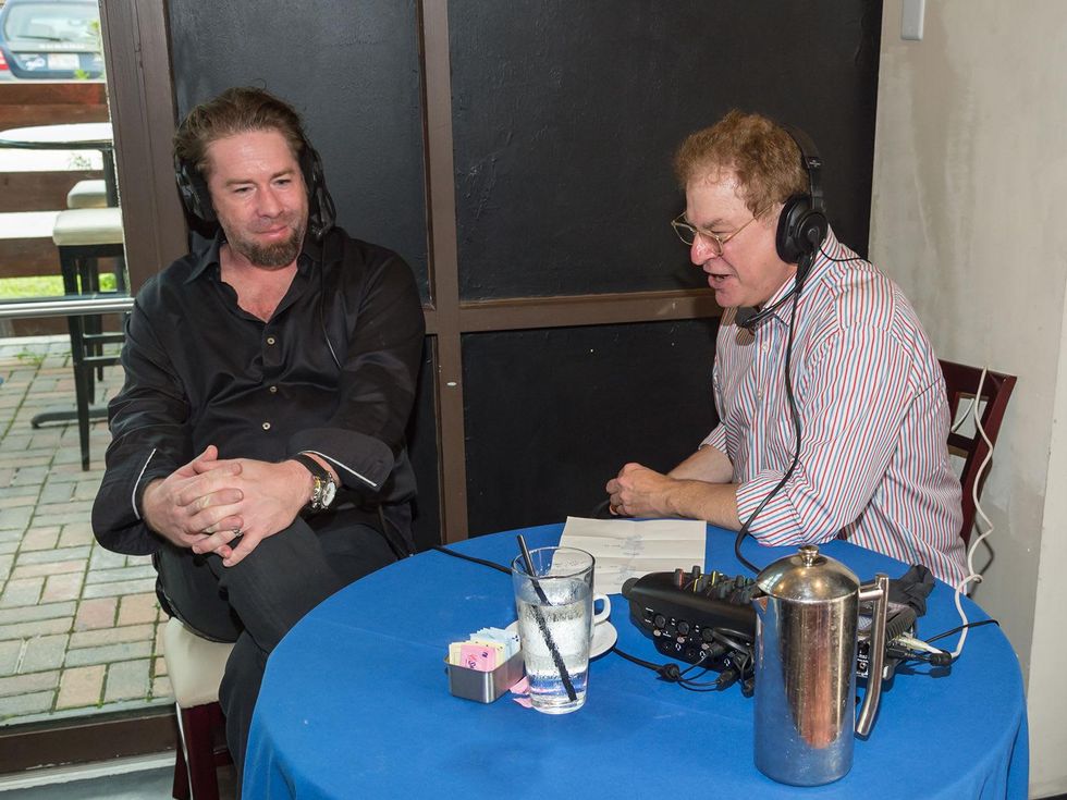 Jeff Bagwell, left, and Robert Wuhl at Roger Clemens' Celebrity Slam Party July 2014