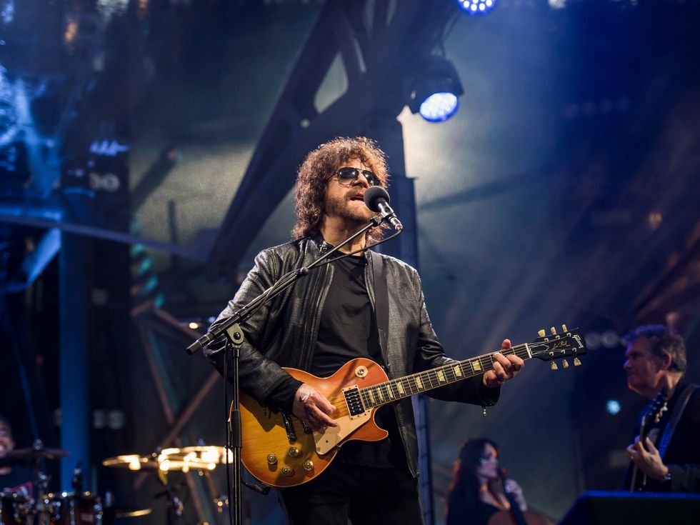 Jeff Lynne\u2019s ELO