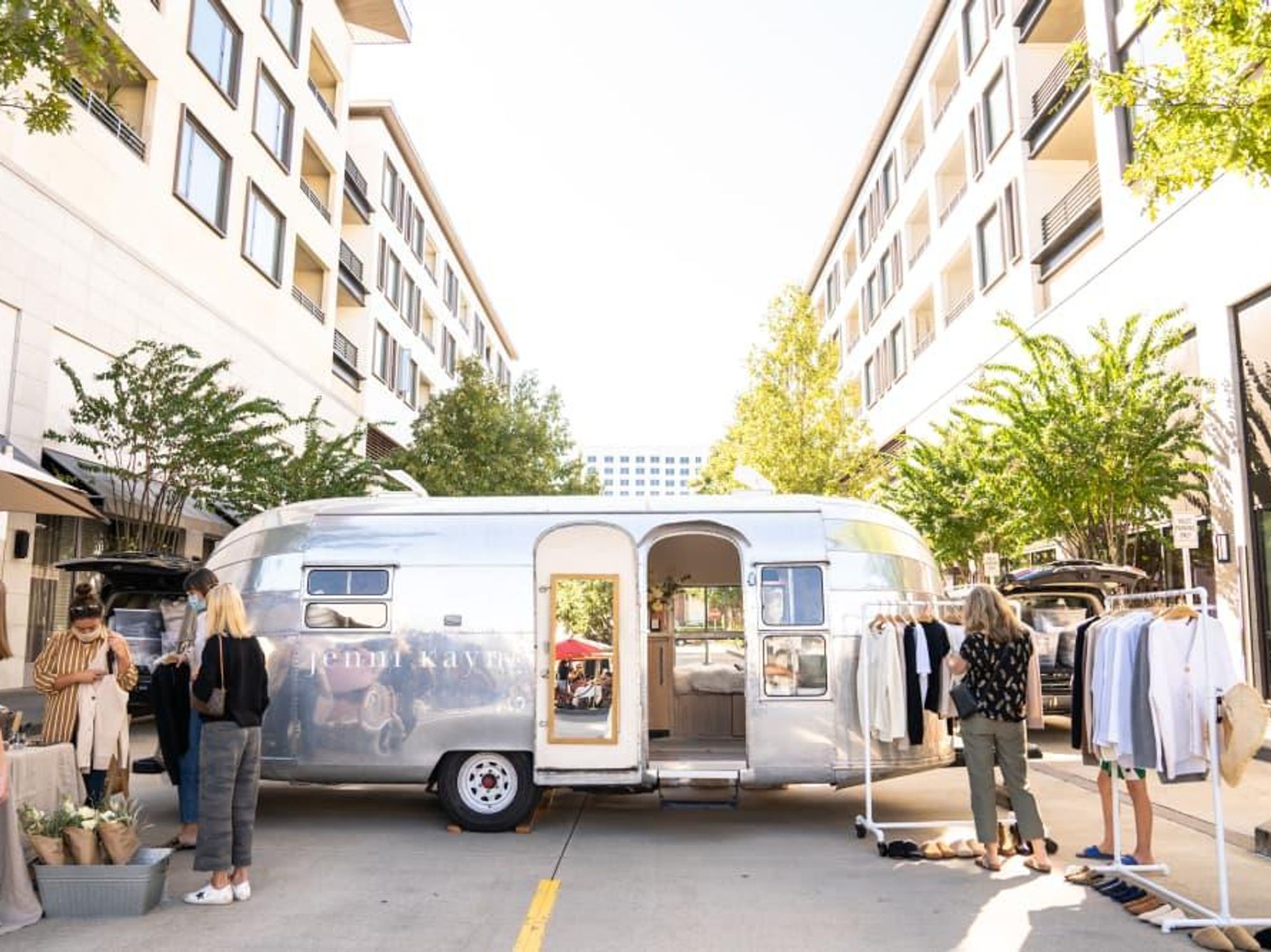 Jenni Kayne airstream river oaks district shopping