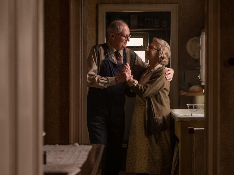 Jim Broadbent and Helen Mirren in The Duke