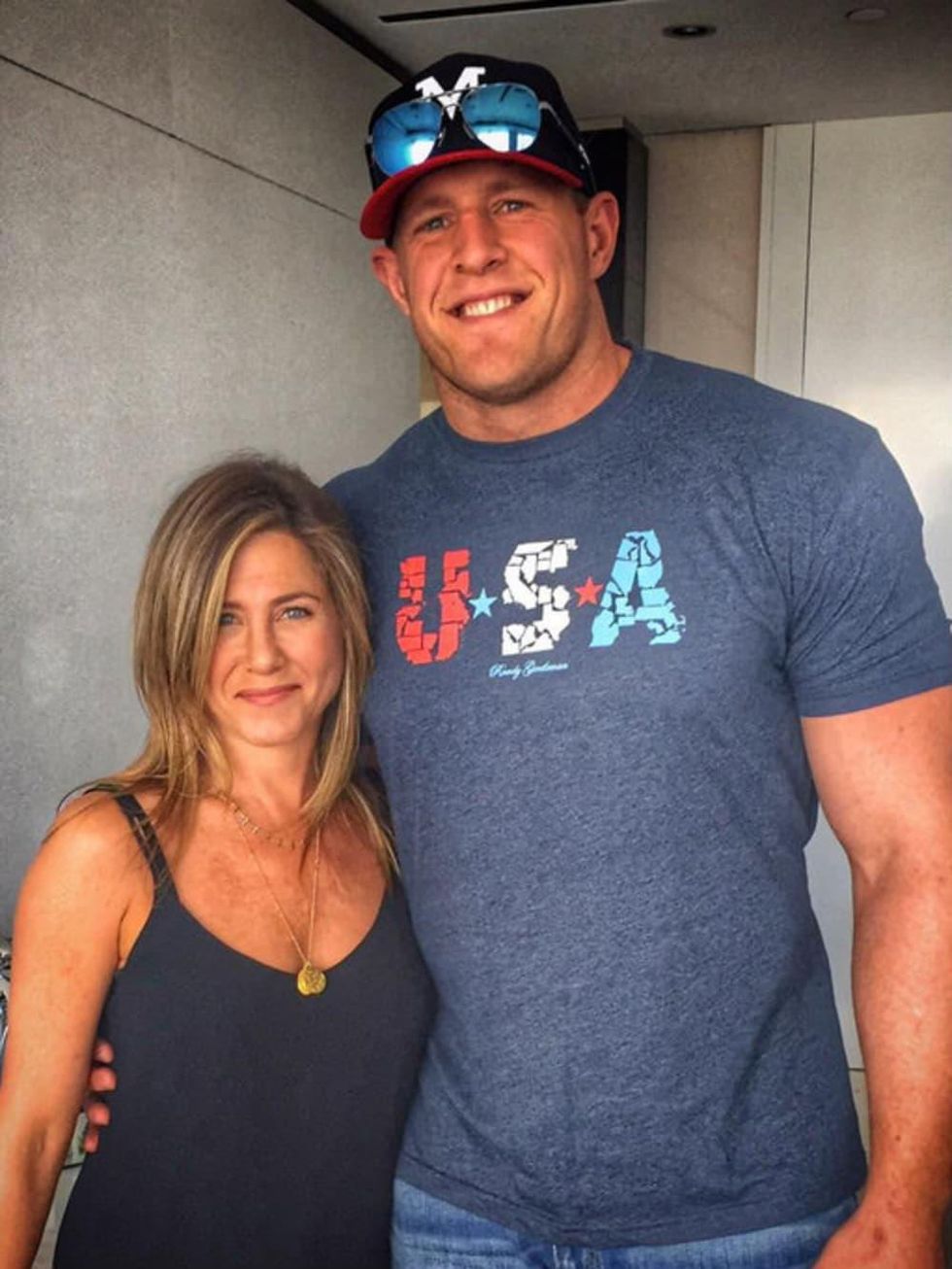 JJ Watt Jennifer Aniston twitter photo