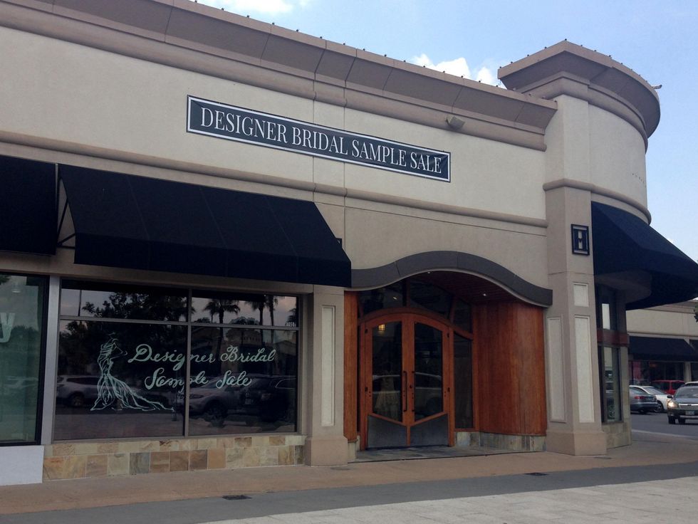 Joan Pillow bridal sample sale location