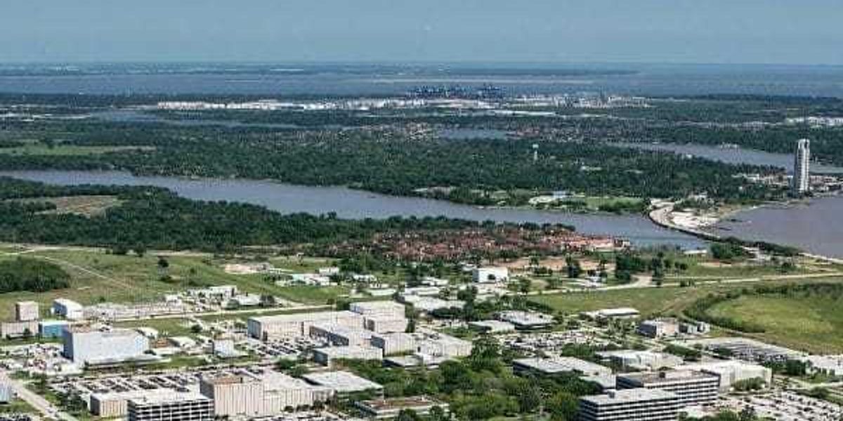 Expert team assembled to lure U.S. Space Academy to Houston