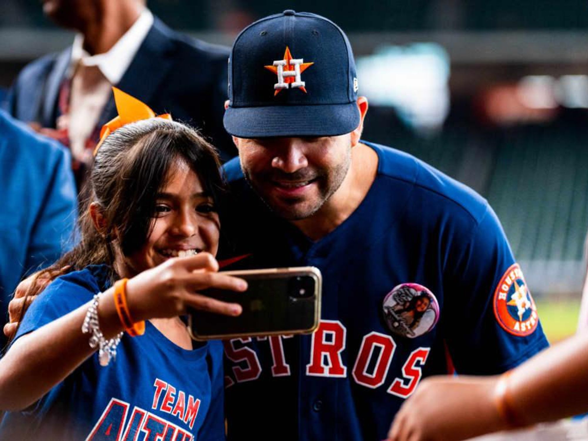 Jose Altuve Uvalde resident selfie