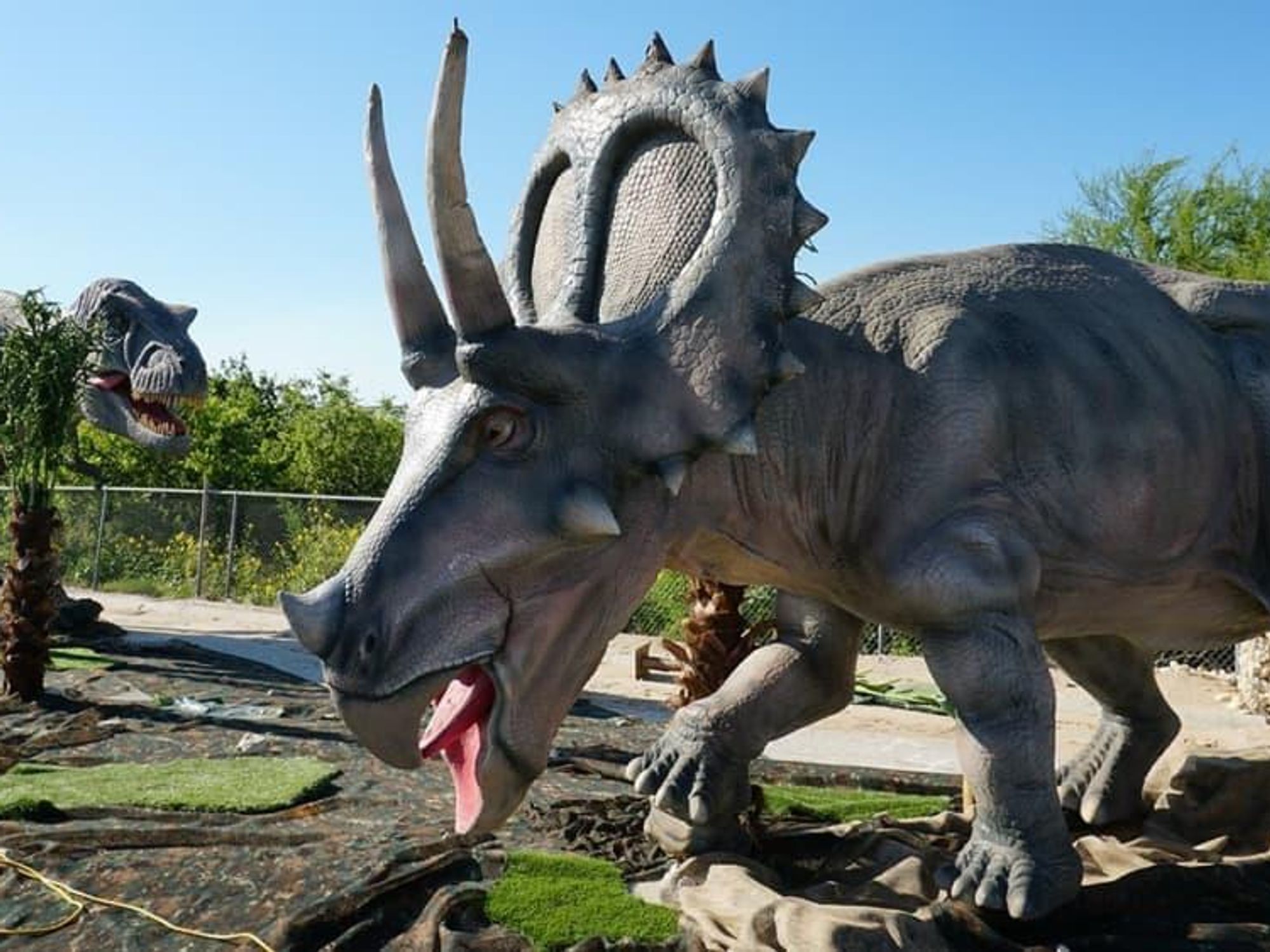 Jurassic Quest dinosaur drive-thru