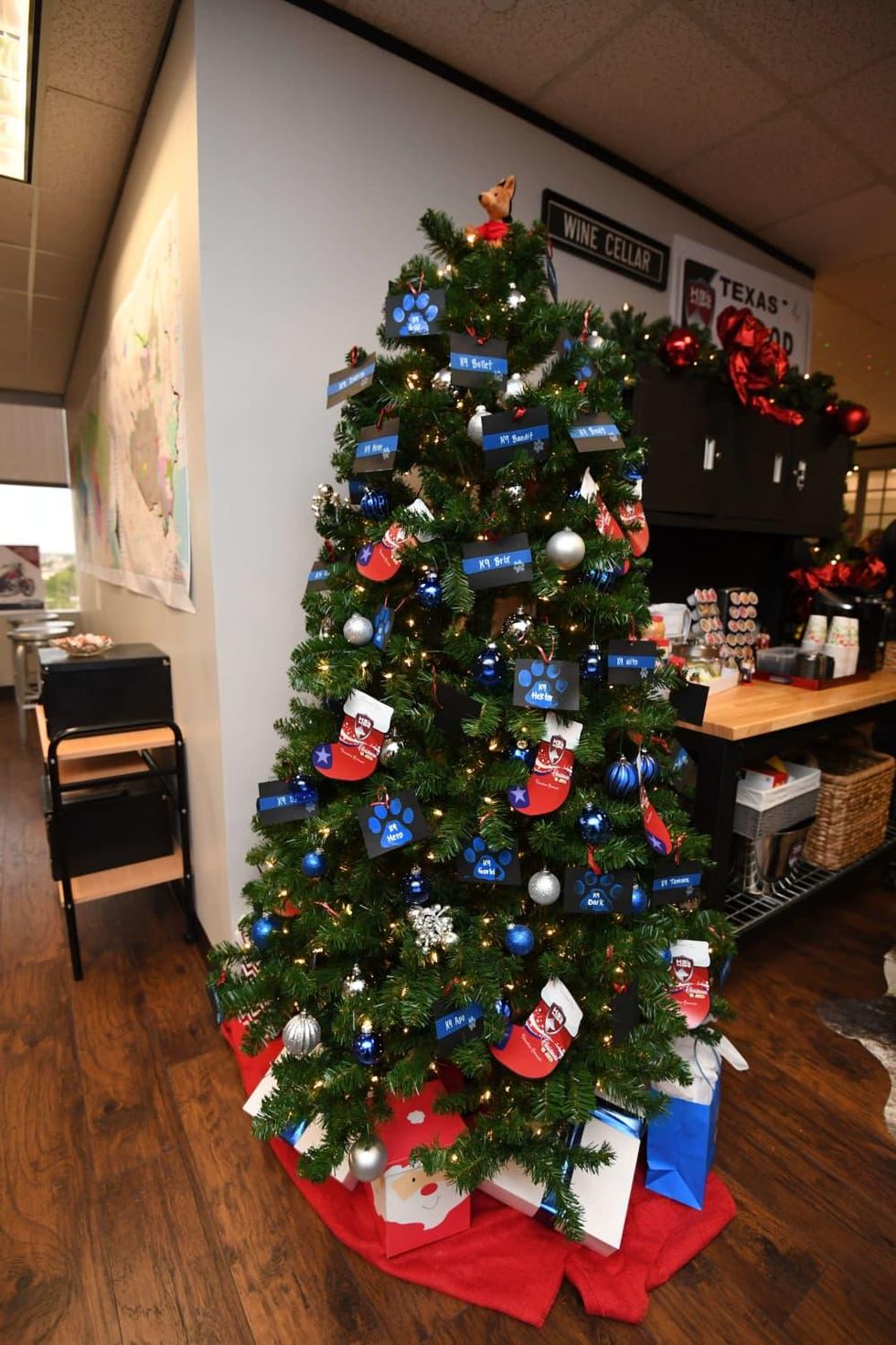 K9s4Cops party, July 2016, christmas tree