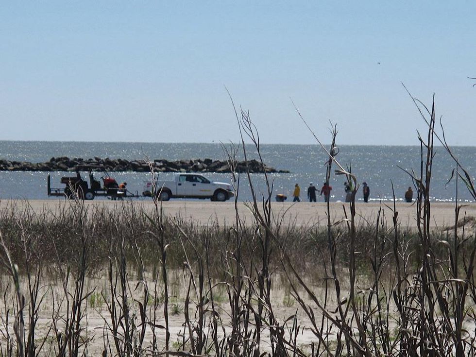 Katie Louisiana Revisited part 6 May 2013 Workers on Grand Isle