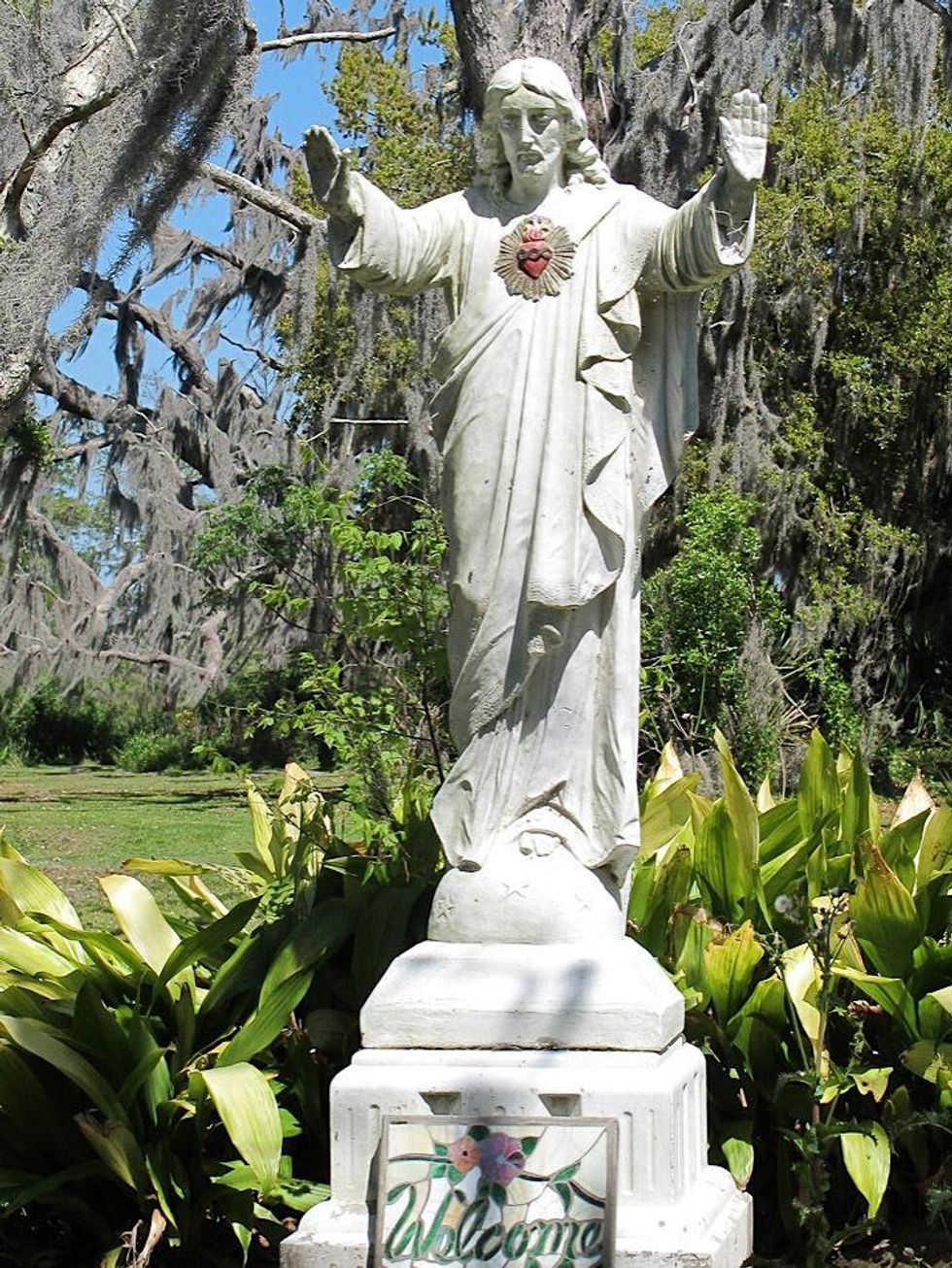 Katie Louisiana Revisited Part 9 June 2013 In the yard at the Champagnes