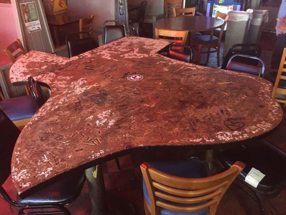 Kay's Lounge Texas Table