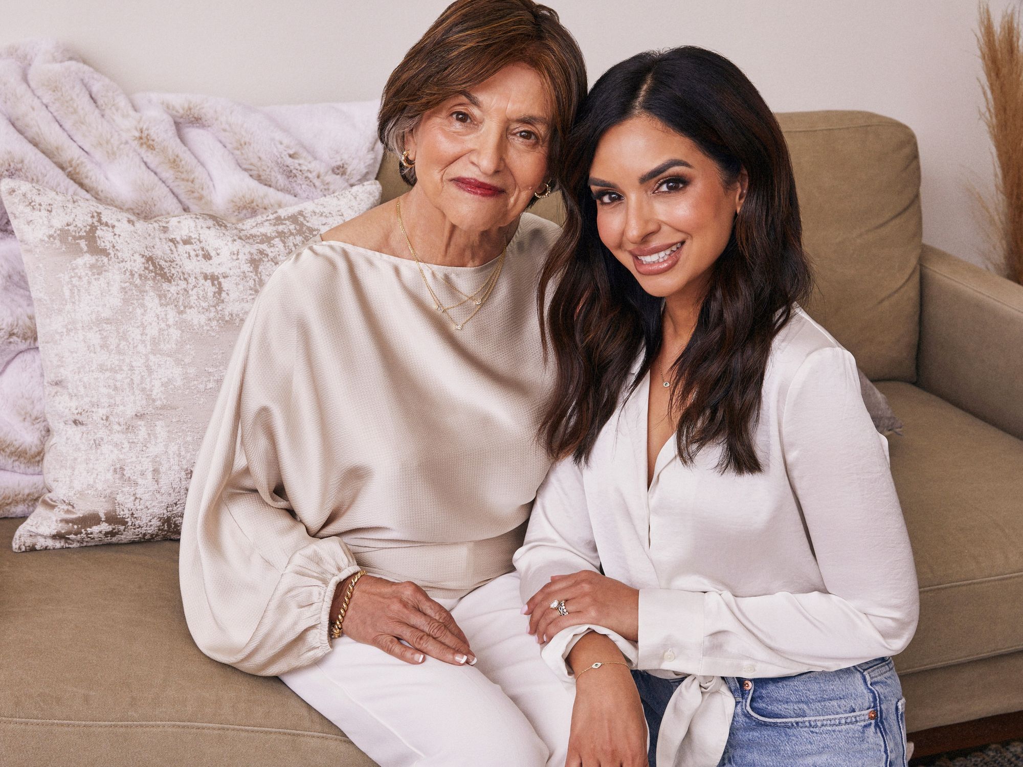 Kendra Scott x Nasreen Shahi from @heynasreen collection