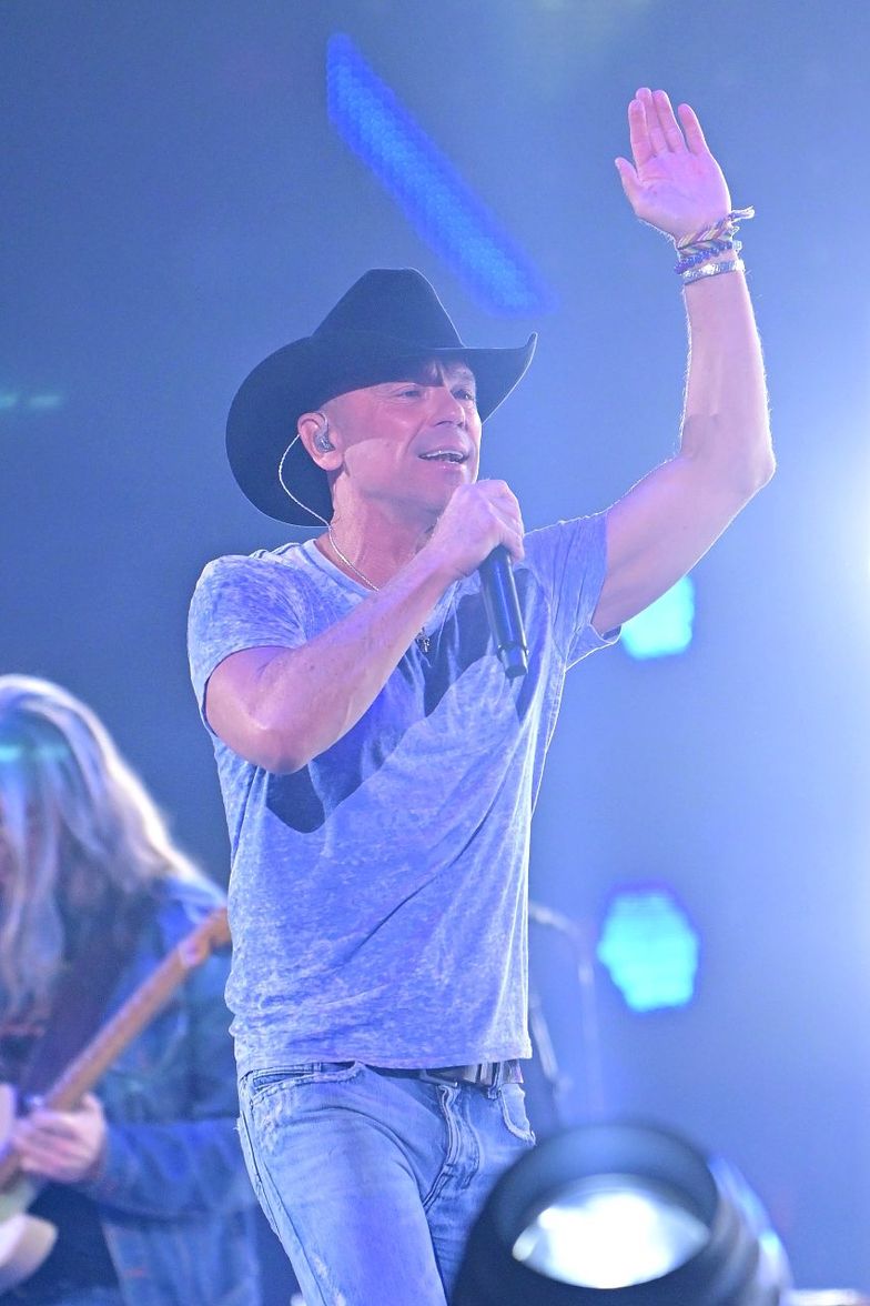 Kenny Chesney putting Ford Field tickets on sale Jan. 12 – The