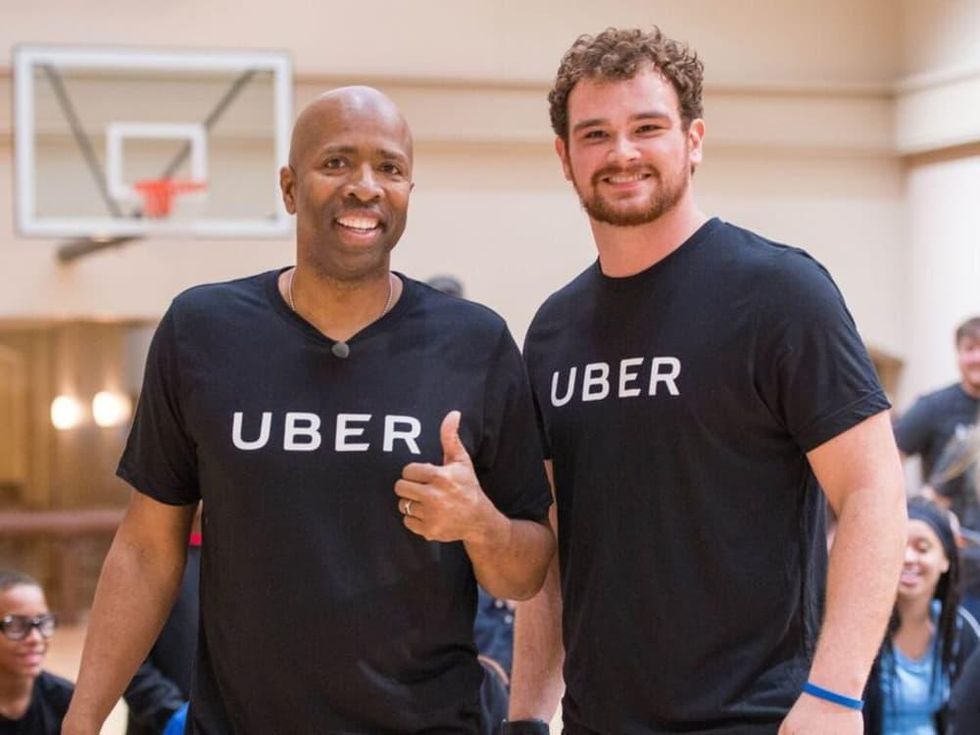 Kenny Smith and D.J. Byrd at 3 point challenge