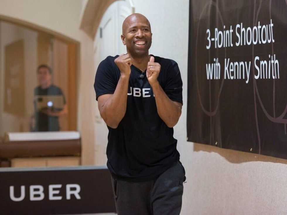 Kenny Smith at 3 point challenge at Houstonian