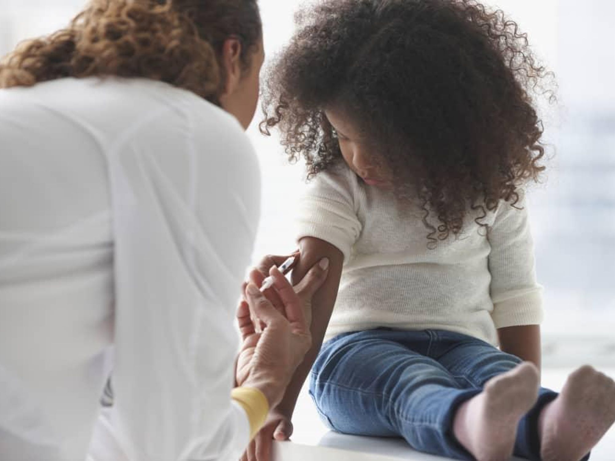 kid vaccine shot injection child