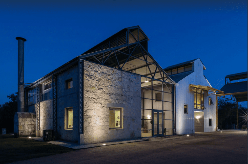 Kyle limestone steel rental property