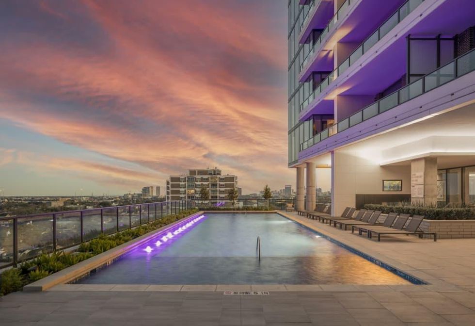 La Colombe d'Or 2021 tower residence pool