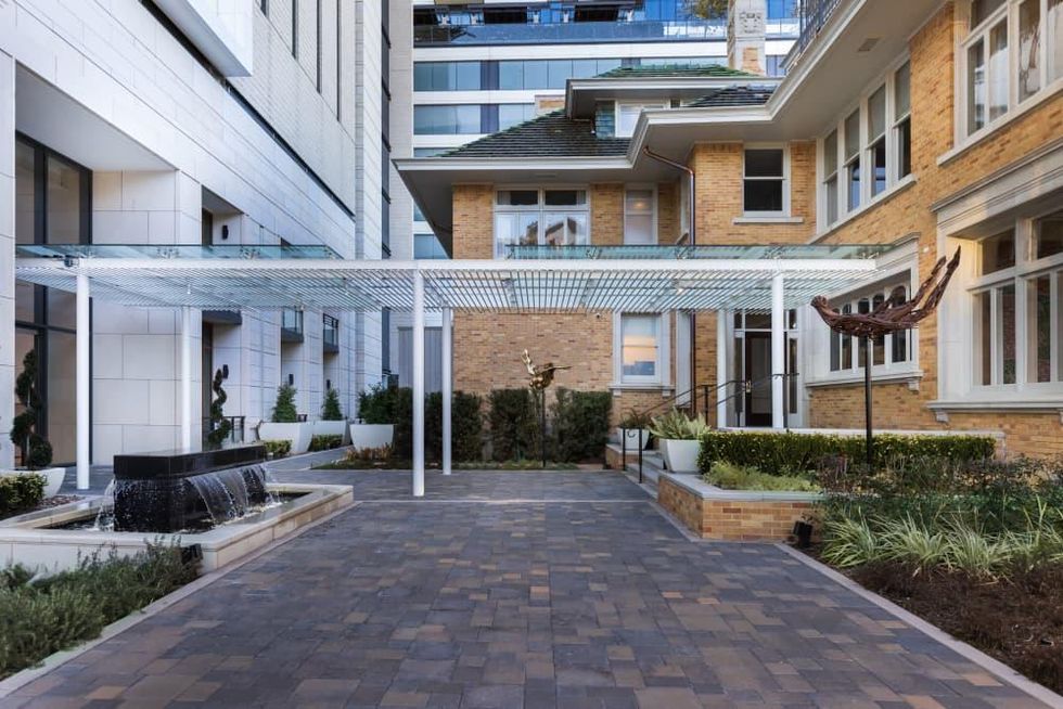 La Colombe d'Or 2021 walkway