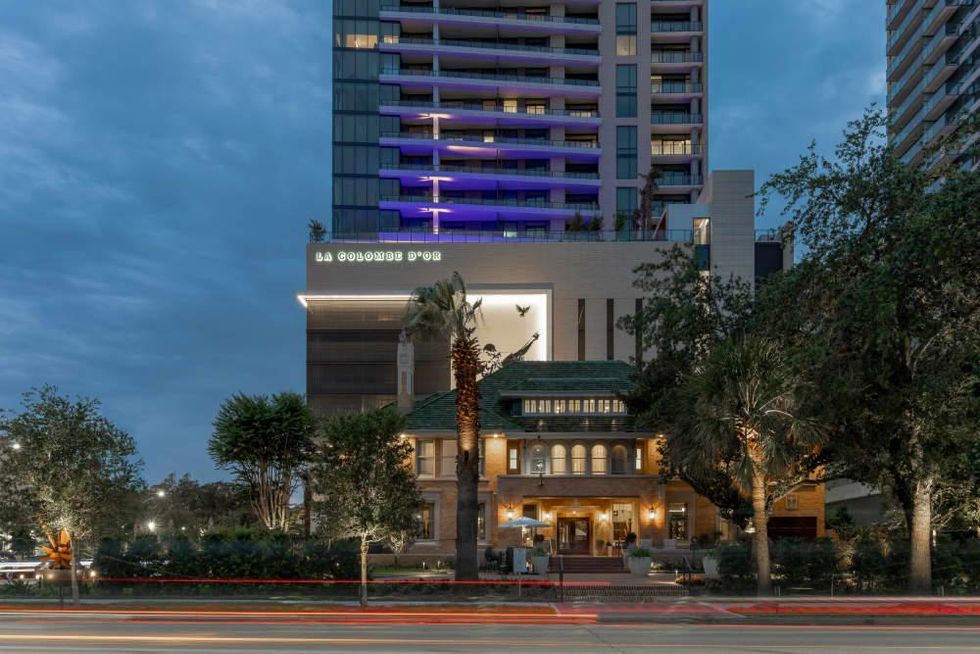 La Colombe d'Or hotel night exterior