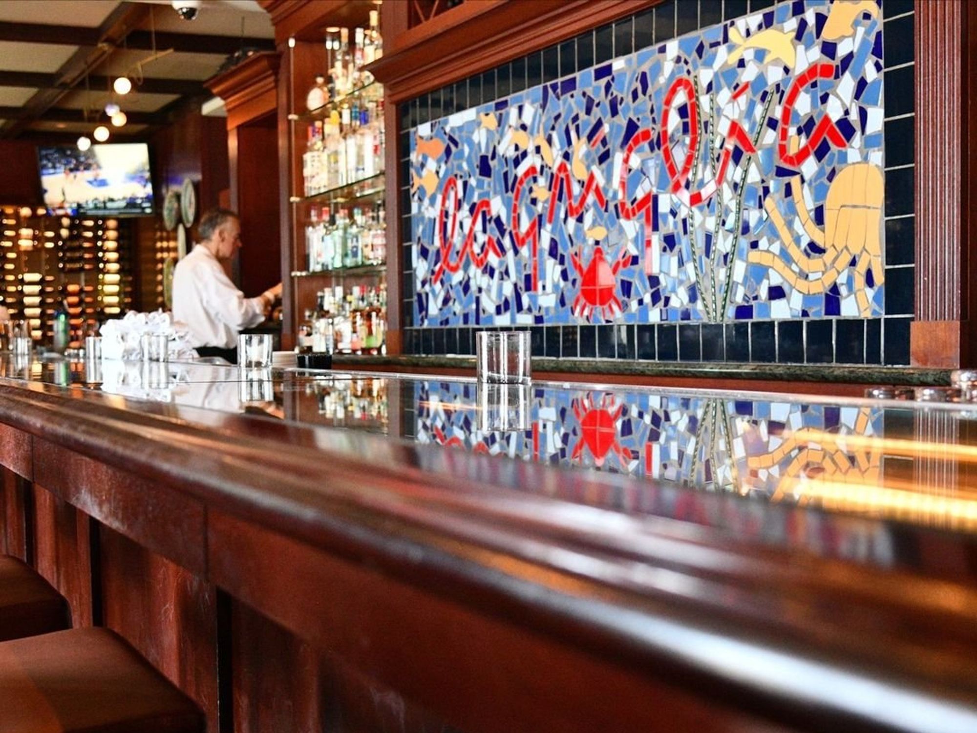 La Griglia bar interior