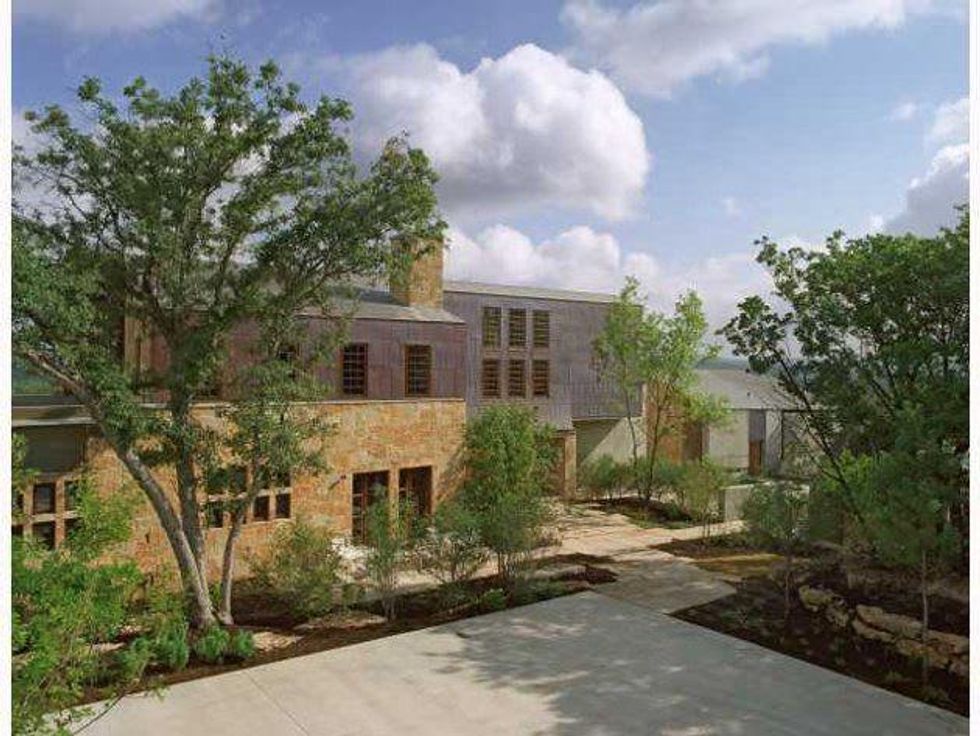 Lance Armstrong home sold on Lake Austin July 2013