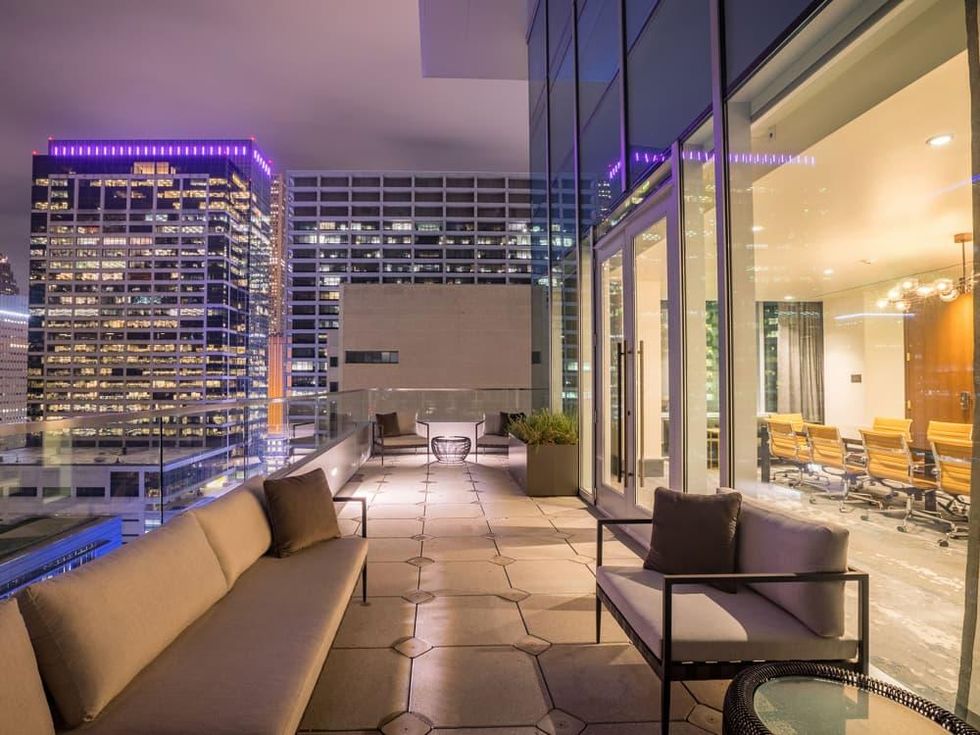 Laura Hotel outdoor terrace