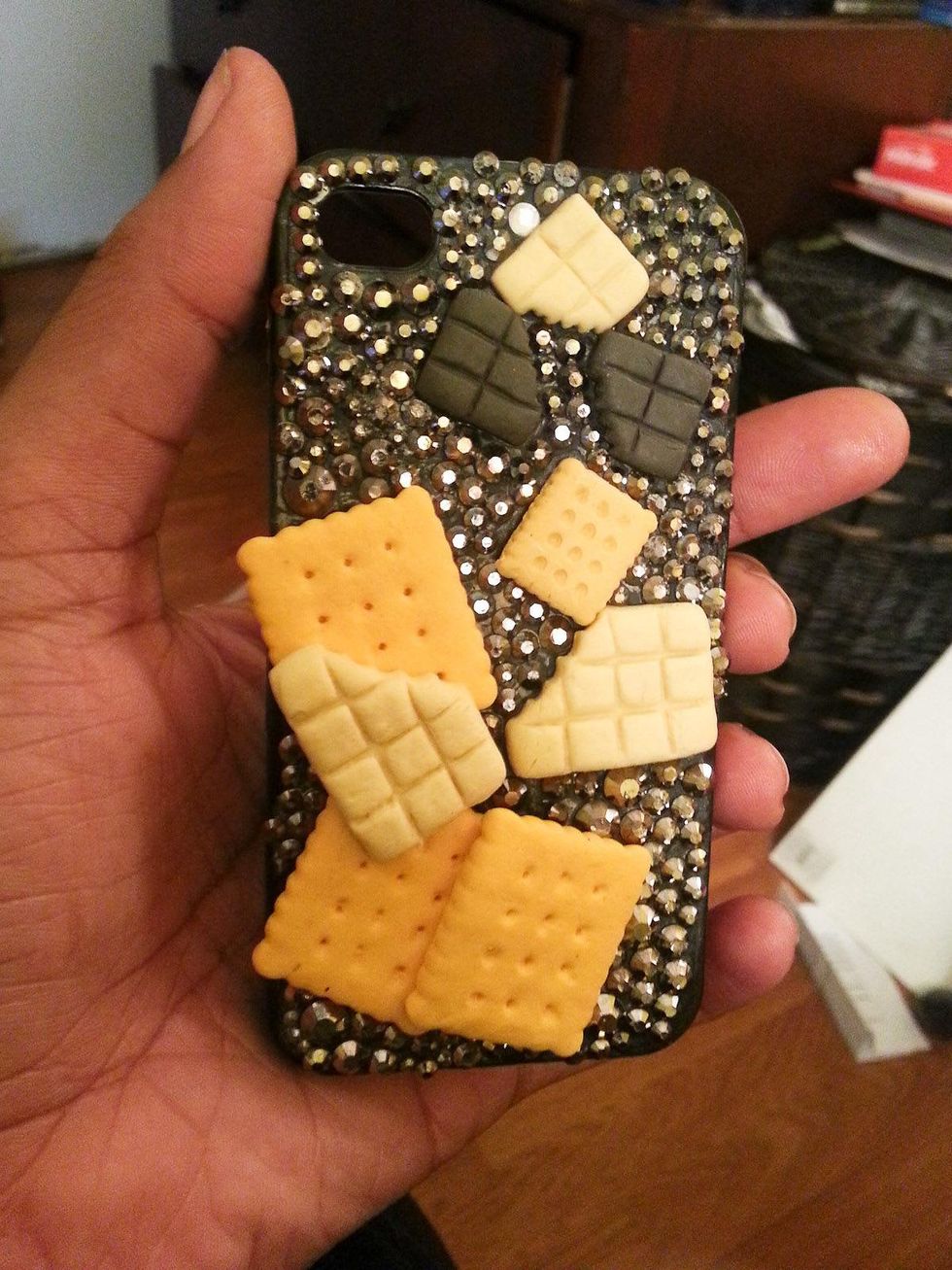 Laura Mitchell cell phone case