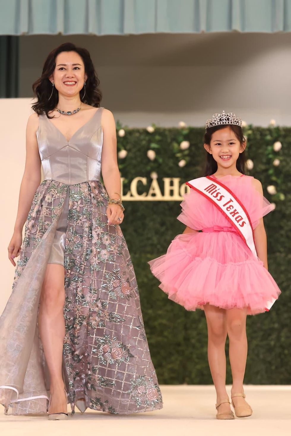 LCA Houston Mother's Day Soiree 2021 Shabho Du and Mia Zhong Quy
