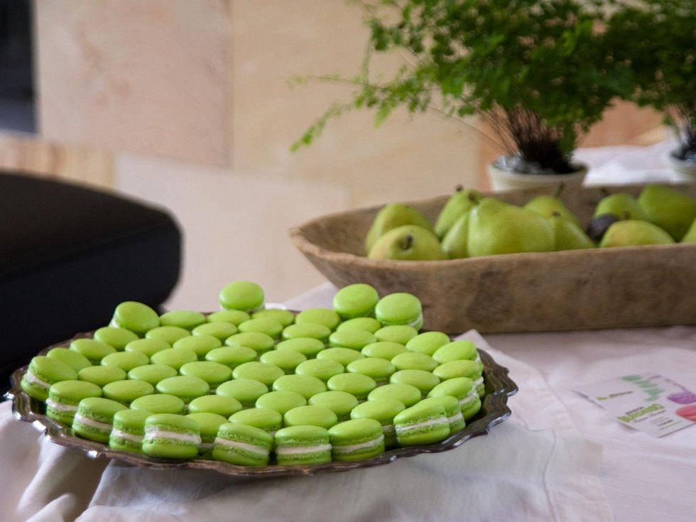 Le grand Concours Macaron Houston June 2013 Poire Belle-Helene Macarons