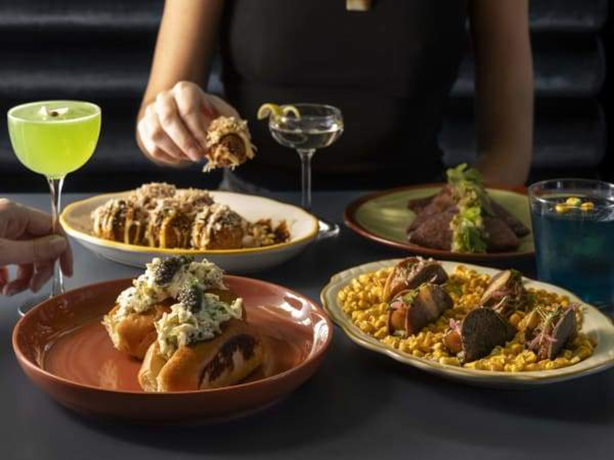 Lee's bar drinks and bar