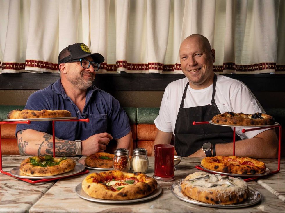 Lee's Rice Village pizza chefs