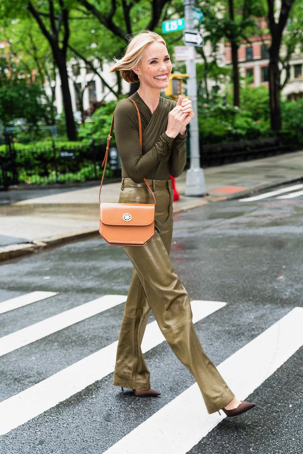 Leslie Bibb 11 Juliet