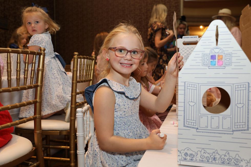 Libby Arnoldy, Annabel Arnoldy