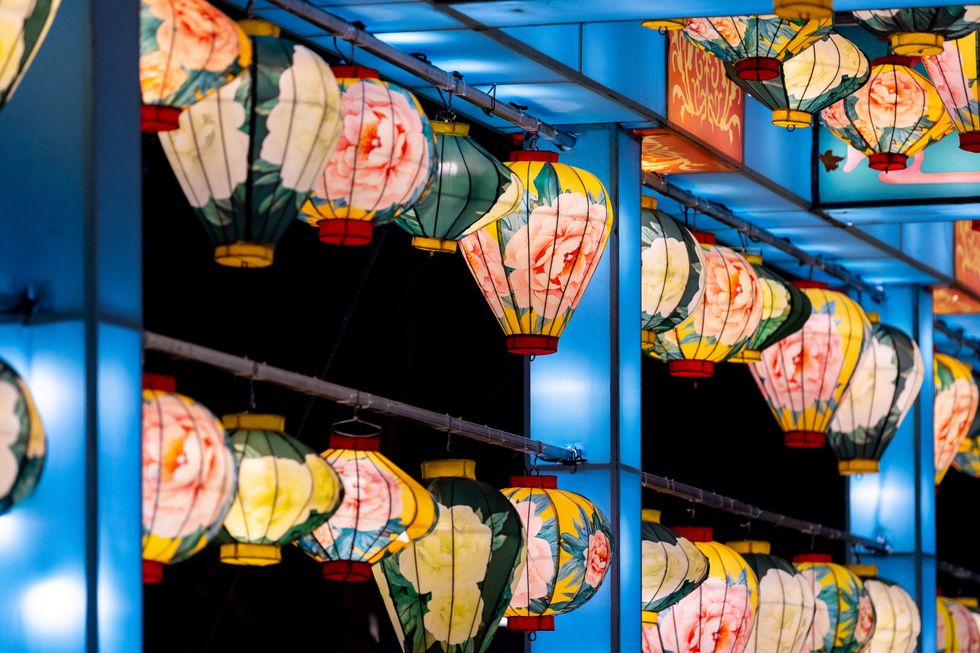 Light display of Chinese lanterns