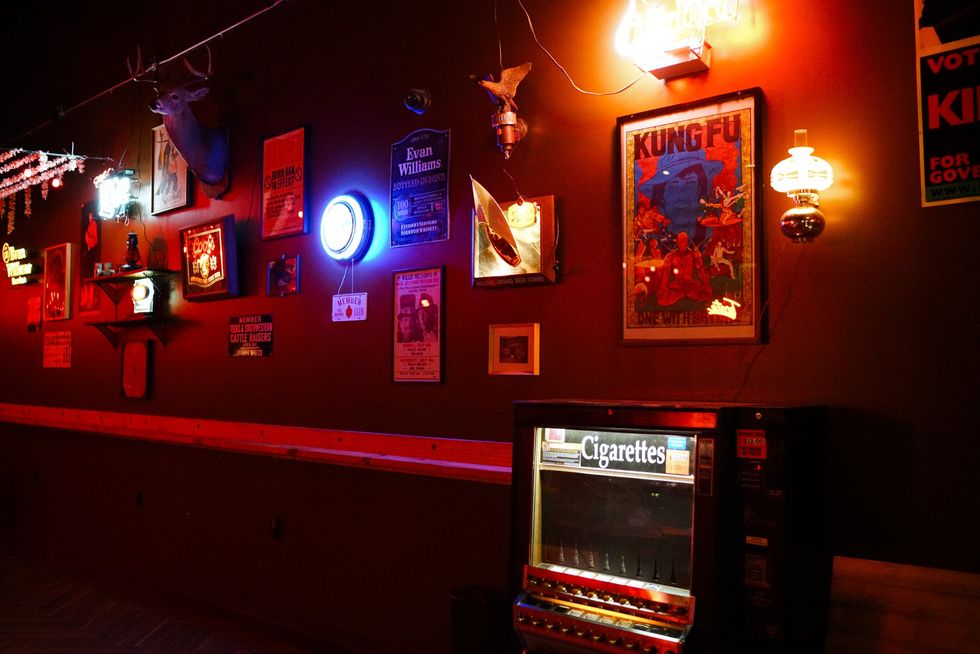 Lightnin's Good Times interior