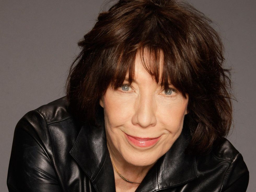 Lily Tomlin, head shot
