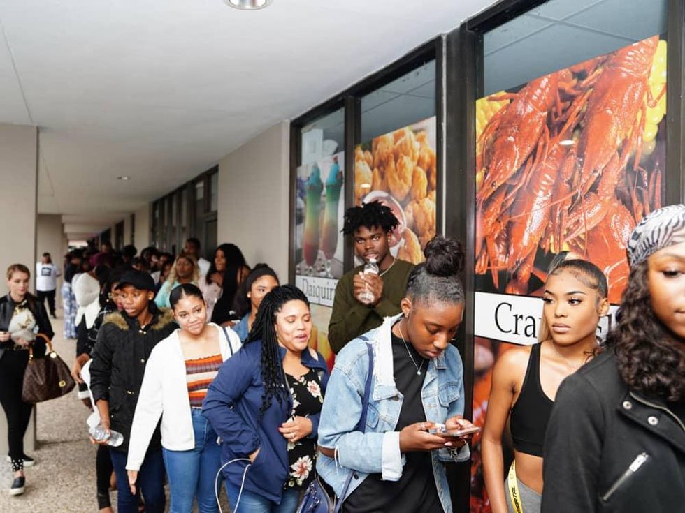 Line Krab Queenz opening