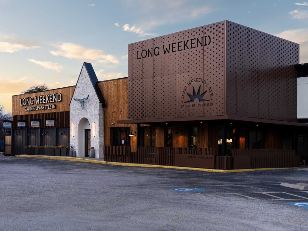 Long Weekend restaurant exterior