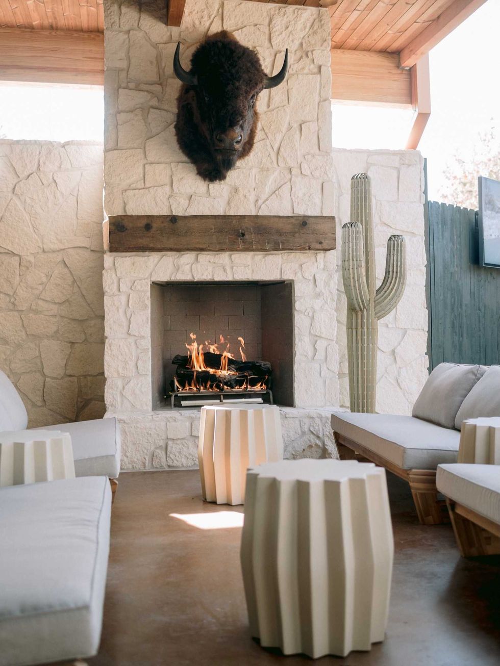 Long Weekend restaurant fireplace