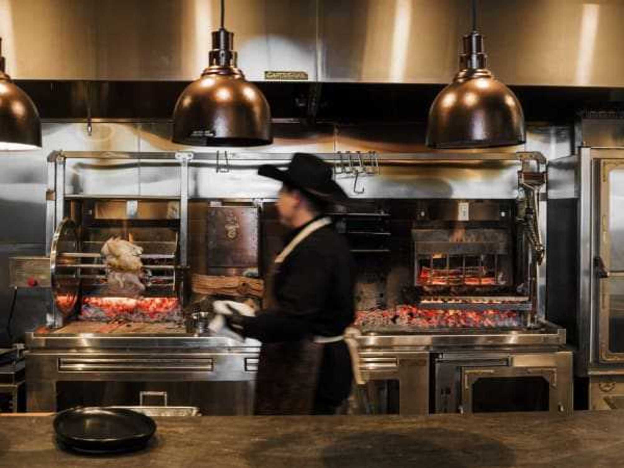 Long Weekend restaurant grill